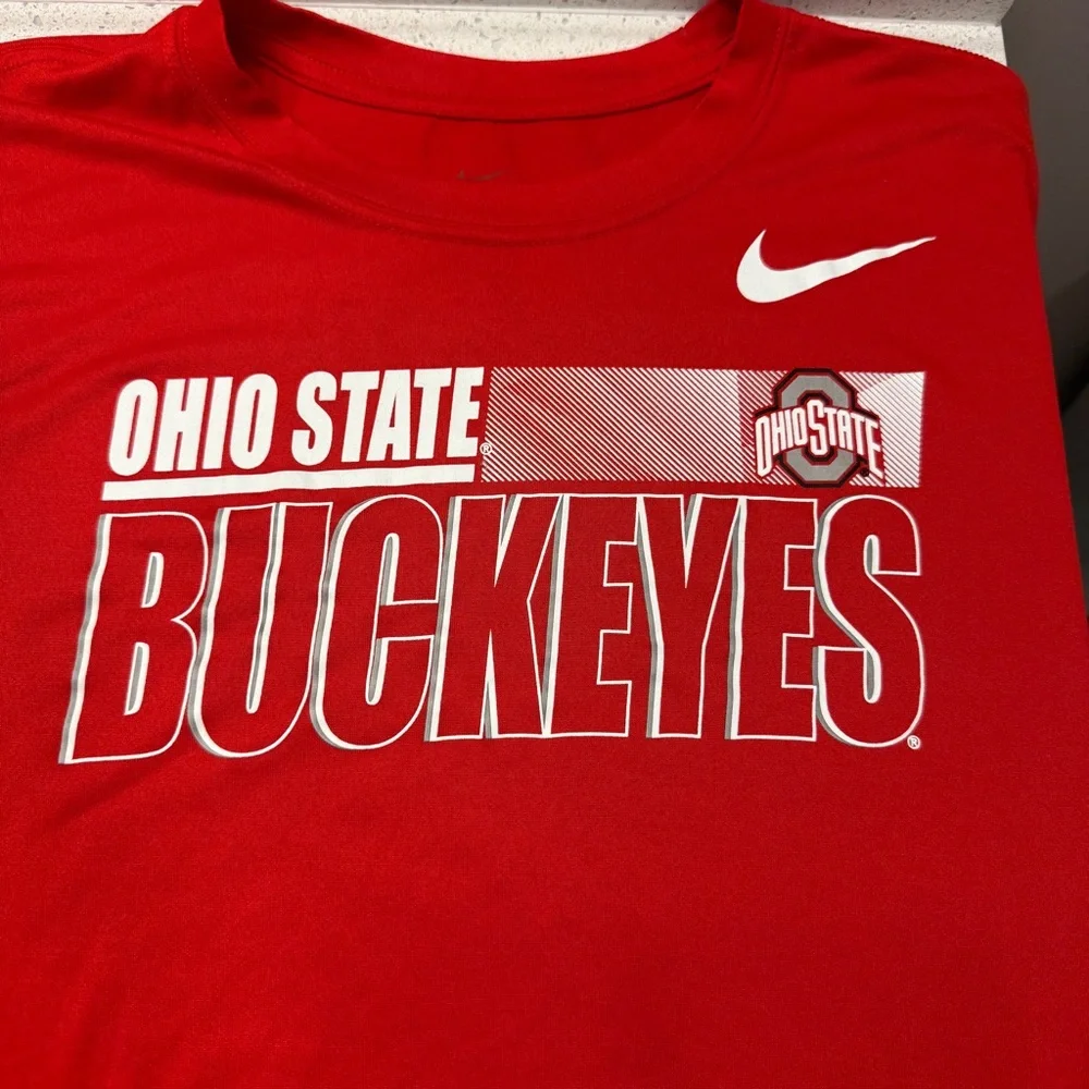 Nike Men’s OSU/Ohio State Buckeyes Dri-Fit Legend Shirt